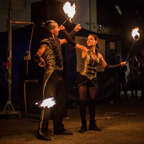 Tűzzsonglőr Show