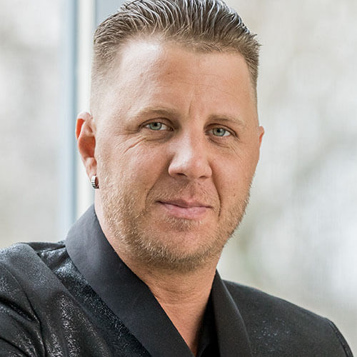 Zámbó Krisztián - előadó